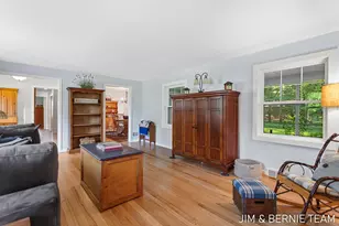 131 E 31st St, Holland, MI 49423 - Photo 11