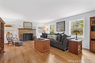 131 E 31st St, Holland, MI 49423 - Photo 9