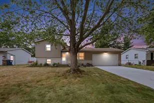 5077 Madison Ave SE, Kentwood, MI 49548 - Photo 3
