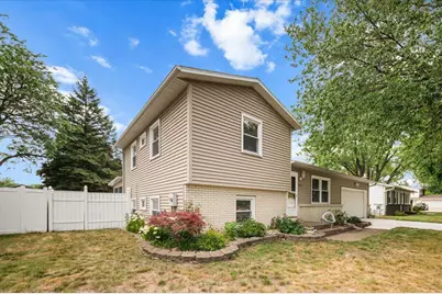 5077 Madison Avenue SE, Kentwood, MI 49548 - Photo 5