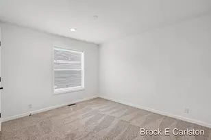 1283 E Ellis Rd, Norton Shores, MI 49441 - Photo 11