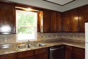 3751 Michael Ave SW, Wyoming, MI 49509 - Photo 11