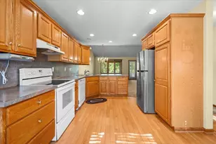 2506 Falcon Pointe Dr NW, Grand Rapids, MI 49534 - Photo 7