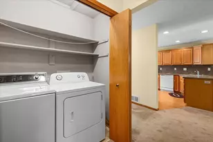 2506 Falcon Pointe Dr NW, Grand Rapids, MI 49534 - Photo 19