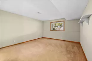 2506 Falcon Pointe Dr NW, Grand Rapids, MI 49534 - Photo 27