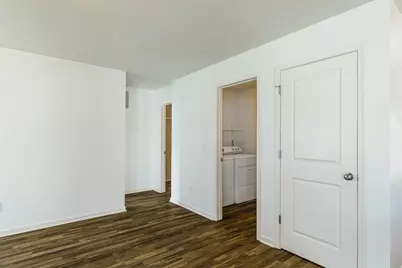 1643 Golfview Drive, Ypsilanti, MI 48198 - Photo 19