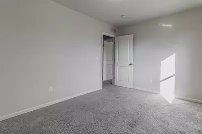 1643 Golfview Drive, Ypsilanti, MI 48198 - Photo 35