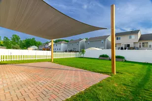 1643 Golfview Dr, Ypsilanti, MI 48198 - Photo 3