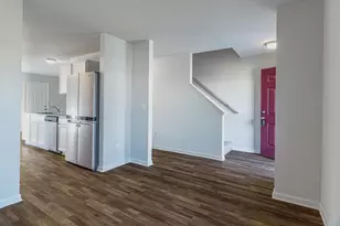 1643 Golfview Dr, Ypsilanti, MI 48198 - Photo 9
