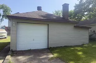 1074 W Grand Ave, Muskegon, MI 49441 - Photo 15