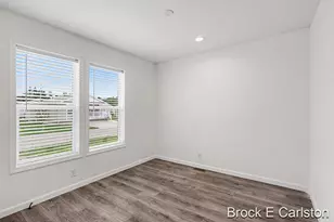 1283 E Ellis Rd, Norton Shores, MI 49441 - Photo 11