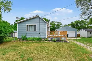 920 Jay St, Belding, MI 48809 - Photo 3