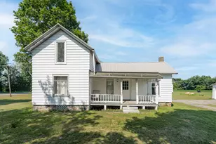 1076 Burbank Rd, Quincy, MI 49082 - Photo 3