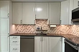 671 Liberty Pointe Dr, Ann Arbor, MI 48103 - Photo 5