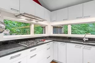 815 Green Rd, Ann Arbor, MI 48105 - Photo 21