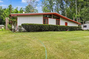 158 Reyn Cir, Battle Creek, MI 49015 - Photo 3