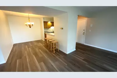 3622 Lakeshore Drive #8, Saint Joseph, MI 49085 - Photo 3