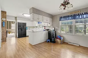 1600 N Bonny Bruce Dr, Stevensville, MI 49127 - Photo 9
