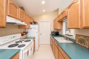 212 Commons Ct, Saline, MI 48176 - Photo 5