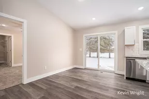 877 Amity Ave, Muskegon, MI 49442 - Photo 11