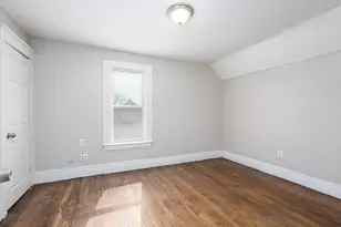 614 E Euclid St, Detroit, MI 48202 - Photo 9