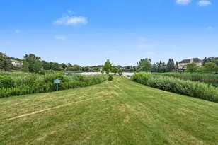 2258 Woodview Ln, Ann Arbor, MI 48108 - Photo 49