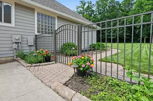 2258 Woodview Ln, Ann Arbor, MI 48108 - Photo 37