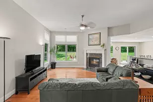 2258 Woodview Ln, Ann Arbor, MI 48108 - Photo 5