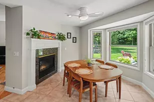 2258 Woodview Ln, Ann Arbor, MI 48108 - Photo 7