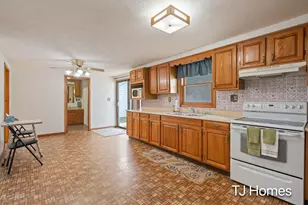 146 Hanlon Ct, Wayland, MI 49348 - Photo 17