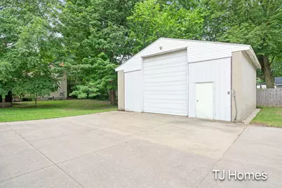 146 Hanlon Court, Wayland, MI 49348 - Photo 5