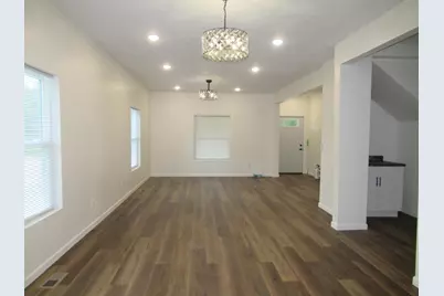 598 W Michigan Avenue, Battle Creek, MI 49037 - Photo 7