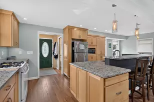 321 Oakwood Ave, Clark Lake, MI 49234 - Photo 27