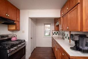 28760 Victor St, Roseville, MI 48066 - Photo 9