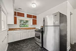 2617 Clyde Park Ave SW, Wyoming, MI 49509 - Photo 7