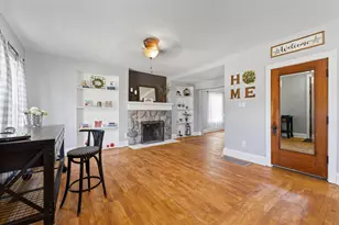 208 N Lagrave St, Paw Paw, MI 49079 - Photo 7