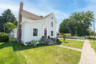 208 N Lagrave St, Paw Paw, MI 49079 - Photo 25