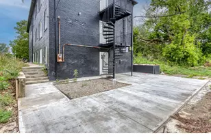 1140 Ashland St, Detroit, MI 48215 - Photo 9
