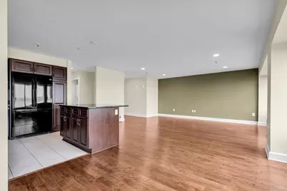 1001 W Jefferson Avenue #8A, Detroit, MI 48226 - Photo 9