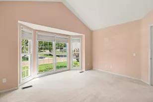 39728 Dun Rovin Dr, Northville, MI 48168 - Photo 29