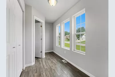133 Turfway Park, Niles, MI 49120 - Photo 3