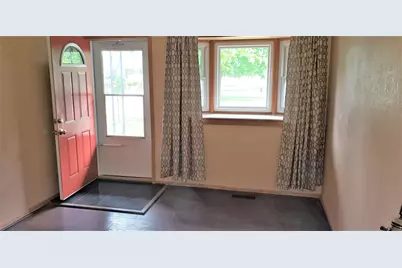 640 Calder Street, Ypsilanti, MI 48198 - Photo 3