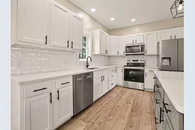 910 W Bradshaw Road, Scottville, MI 49454 - Photo 11