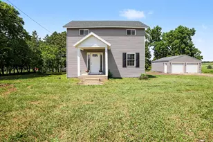 910 W Bradshaw Rd, Scottville, MI 49454 - Photo 5