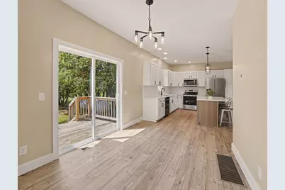 910 W Bradshaw Road, Scottville, MI 49454 - Photo 11