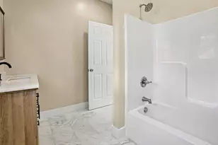 910 W Bradshaw Rd, Scottville, MI 49454 - Photo 31