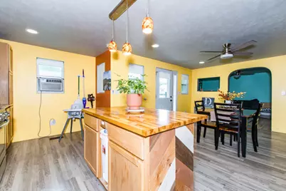 529 Clinton Street, Marshall, MI 49068 - Photo 17