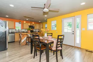 529 Clinton St, Marshall, MI 49068 - Photo 13