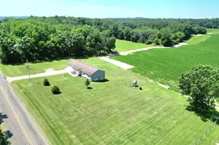 66330 Carpenterson Rd, Sturgis, MI 49091 - Photo 9