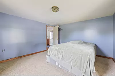 417 Walnut Street, Howard City, MI 49329 - Photo 9